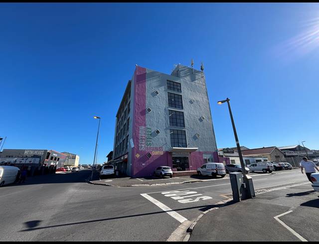 525M² WAREHOUSE TO LET IN PAARDEN EILAND